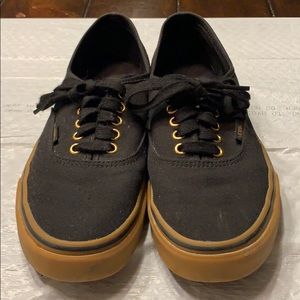 Van’s Authentic Black/Gum lace up shoes.
